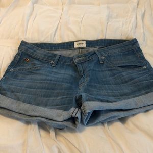 Women’s shorts